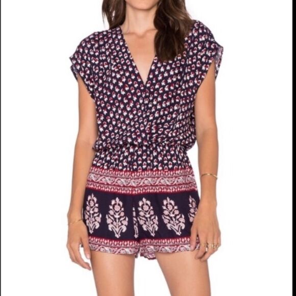 EIGHT SIXTY | Boho Short Sleeve Romper Navy Blue & Red Floral Women’s Size M - Picture 1 of 10